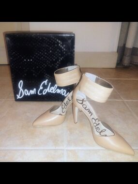 Sam Edelman Women's Nude Cuffed Claire Ankle-Strap Pointed Pump Zip Back W/ Box